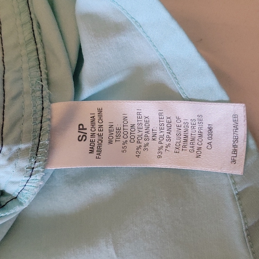 SCRUB TOP UNIFORM - Picture 9 of 9